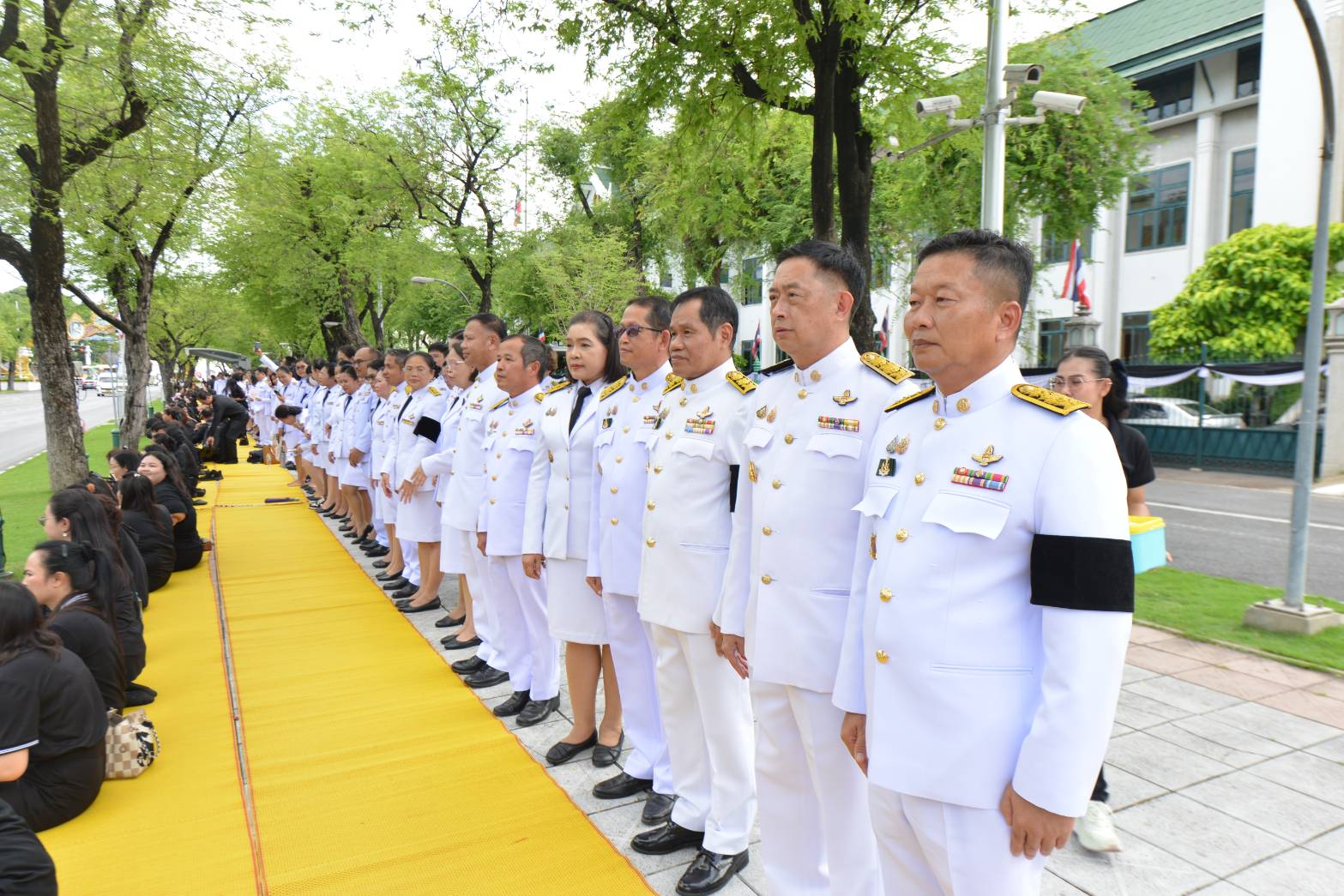 title - ส.ป.ก. ร่วมเข้าเฝ้าฯ และน้อมส่งเสด็จในการเคลื่อนขบวนอัญเชิญพระศพ สมเด็จพระเจ้าลูกเธอเจ้าฟ้าพัชรกิติยาภา นเรนทิราเทพยวดี กรมหลวงราชสาริณีสิริพัชร มหาวัชรราชธิดา สู่พระบรมมหาราชวัง